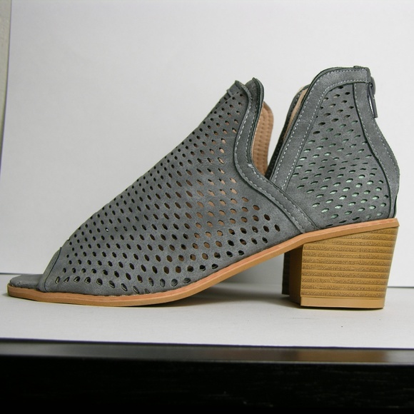 1 LEFT Slate Open Toe Laser Cut Vegan Suede Bootie - Picture 4 of 7